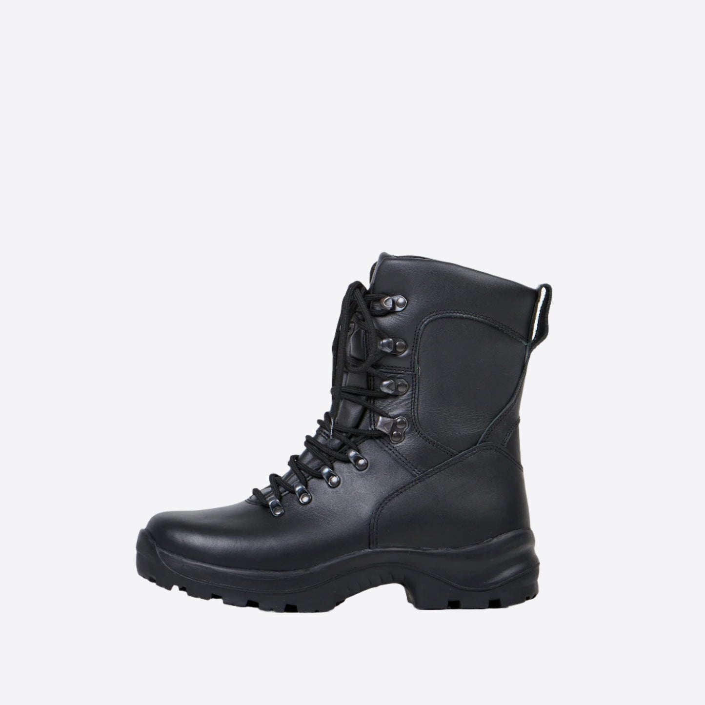 Samelin leisure waterproof boots in black with durable design and secure lacing system