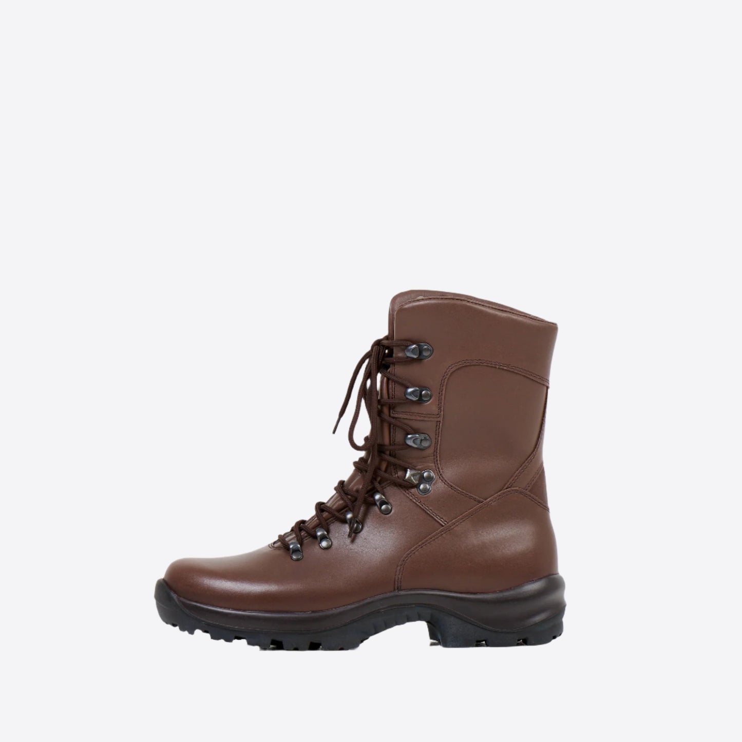 Samelin military winter boots made of durable leather with sturdy laces for cold weather protection