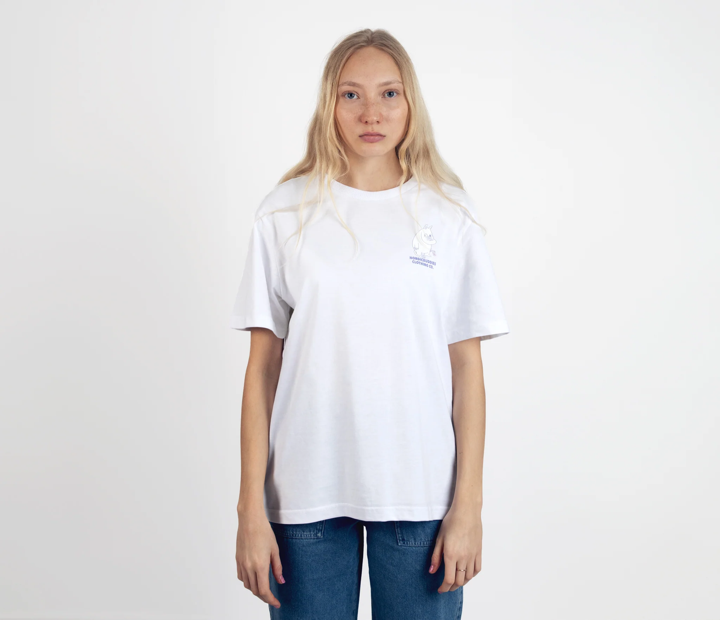 Moomintroll flower women's t-shirt in white featuring a playful Moomin design