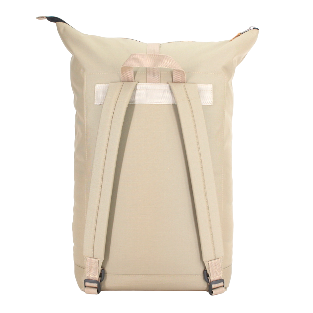 Beige hiking backpack 25L with adjustable straps ideal for daily use and outdoor adventures