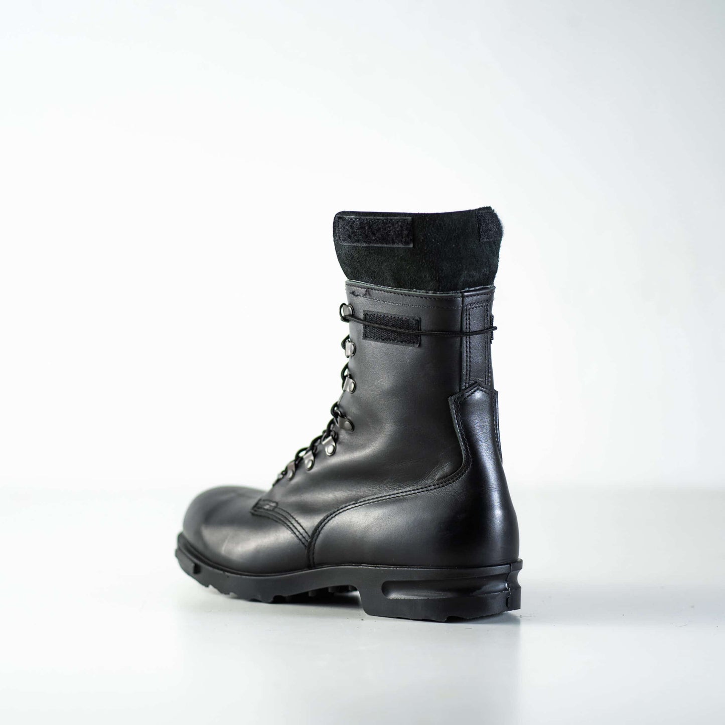 Black Samelin Pilot Zipper Boots with Waterproof Design for Outdoor Adventures from Outback
