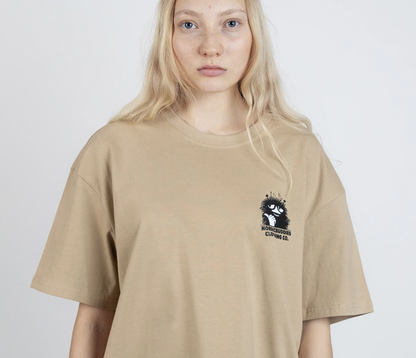 Moomin by NordicBuddies Stinky Plotting T-Shirt Beige worn by a model with long blonde hair