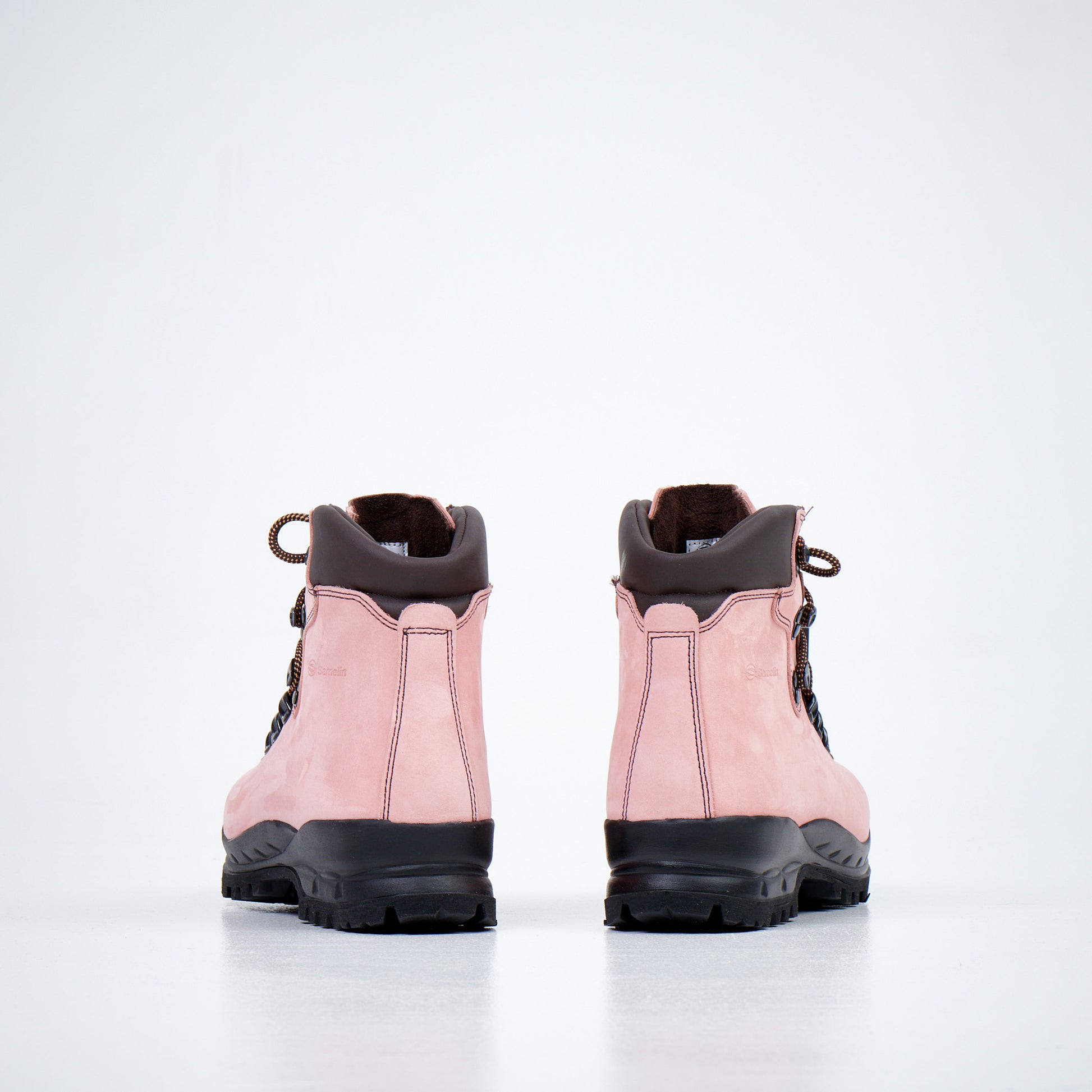 Samelin stylish hiking shoes in pink with durable soles for comfortable outdoor adventures