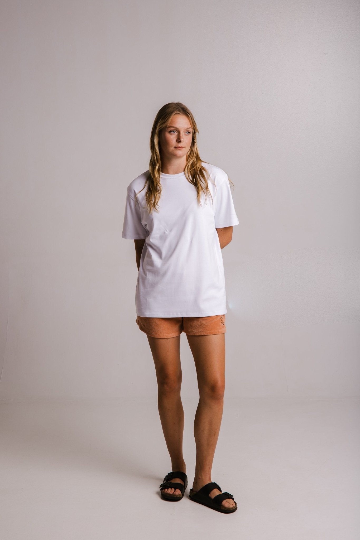 Sossu heavy fabric regular fit unisex t-shirt worn by model with shorts and sandals